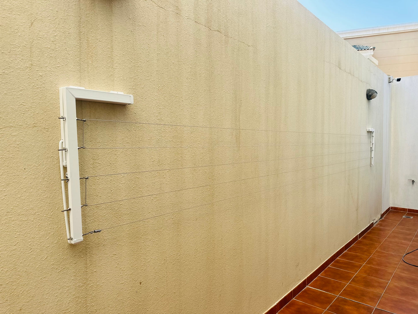 منشر الملابس قابل للطي